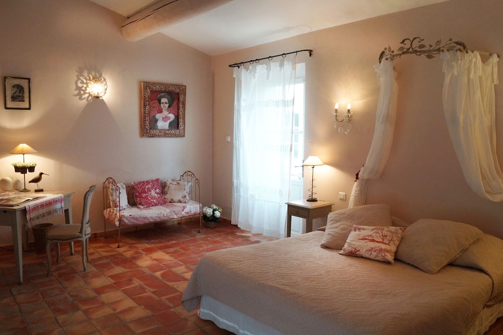 Junior Suite, Terrace, Garden Area photo 1