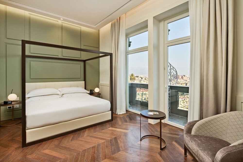 Junior Suite, 1 King Bed (Donna Regina)