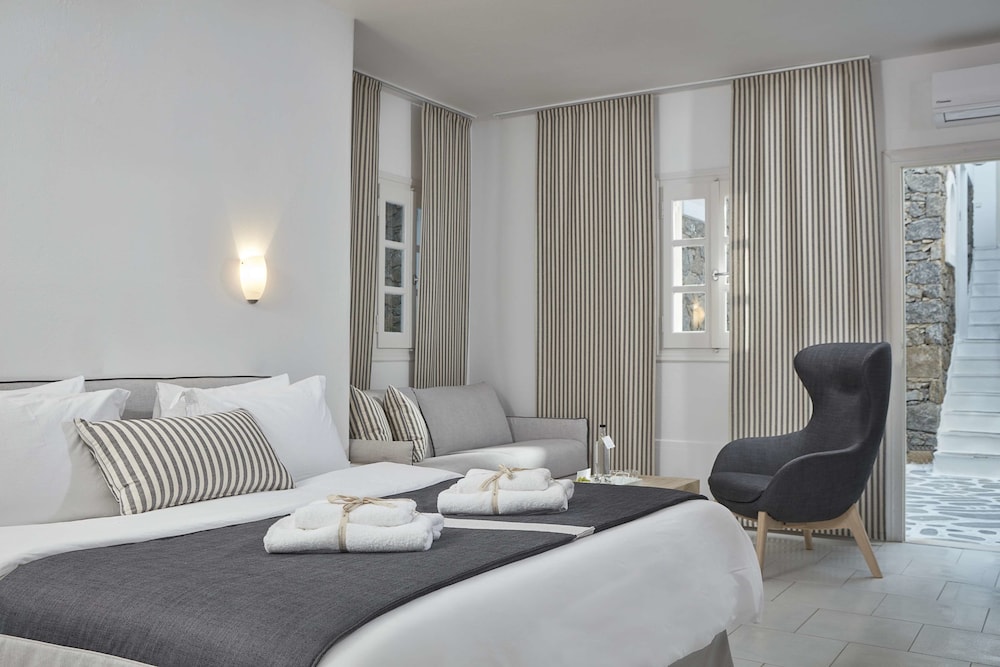 Junior Suite, Ground Floor - Photo 6
