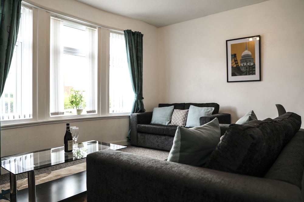 Standard House, 2 Bedrooms