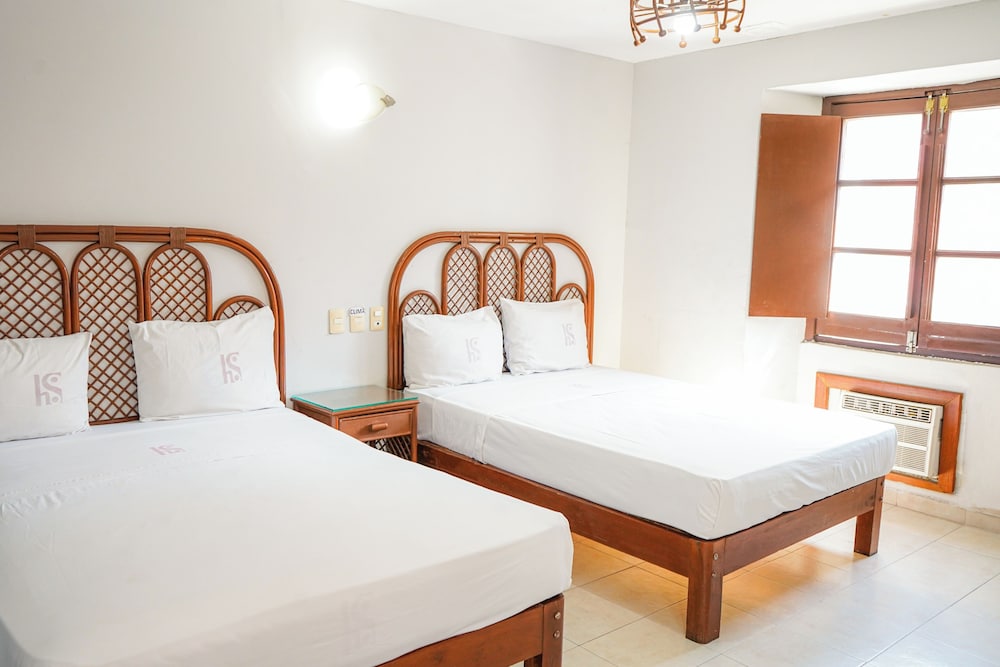 Standard Twin Room, 2 Double Beds photo 1