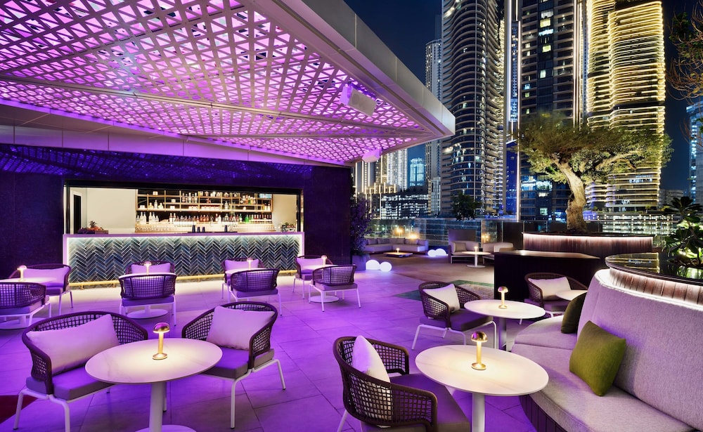 2 Twin Premium Creek View w comp transfer to Kite Beach & Dubai Mall