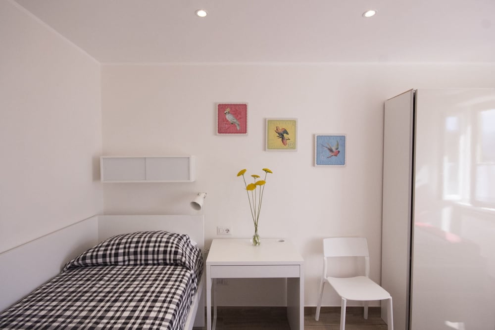 Panoramic Apartment, 2 Bedrooms, Balcony, Lake View photo 2