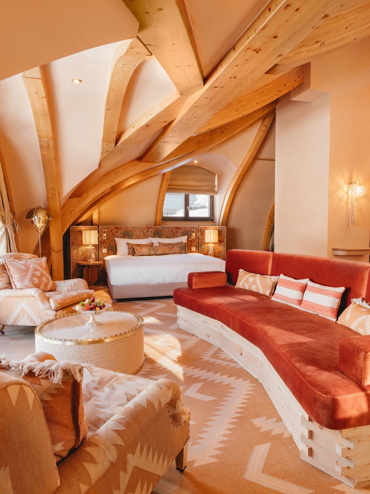 Tower Spa Suite - Photo 1