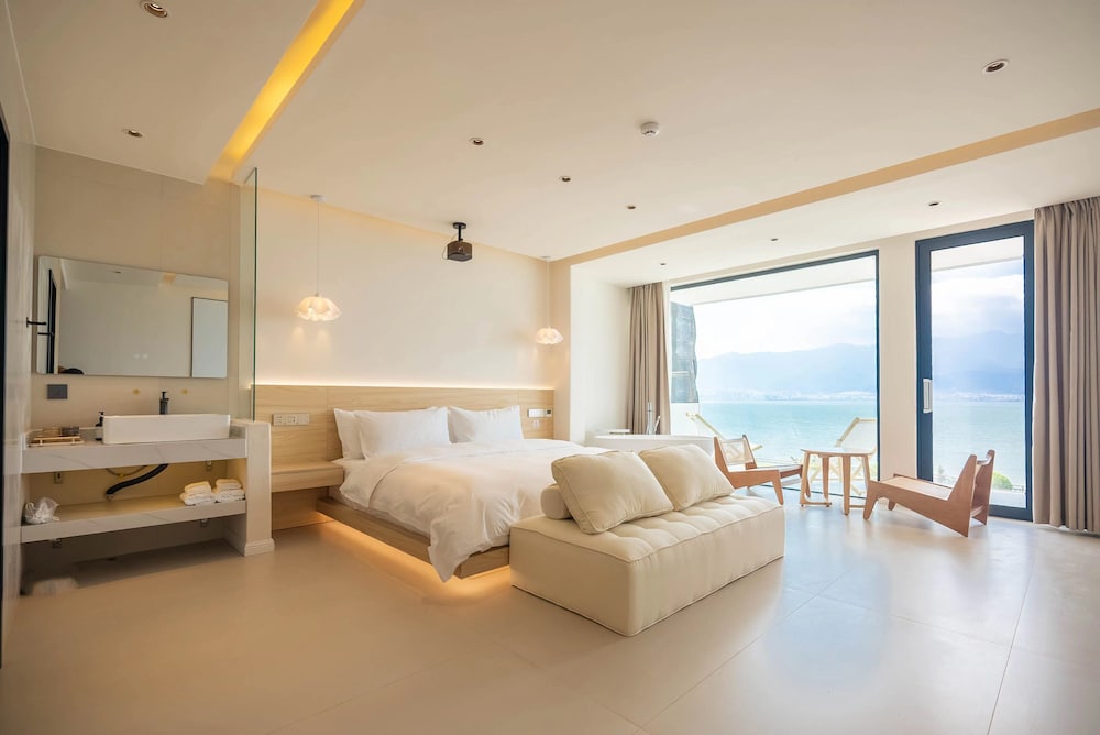 Classic Double Room, Patio, Ocean View