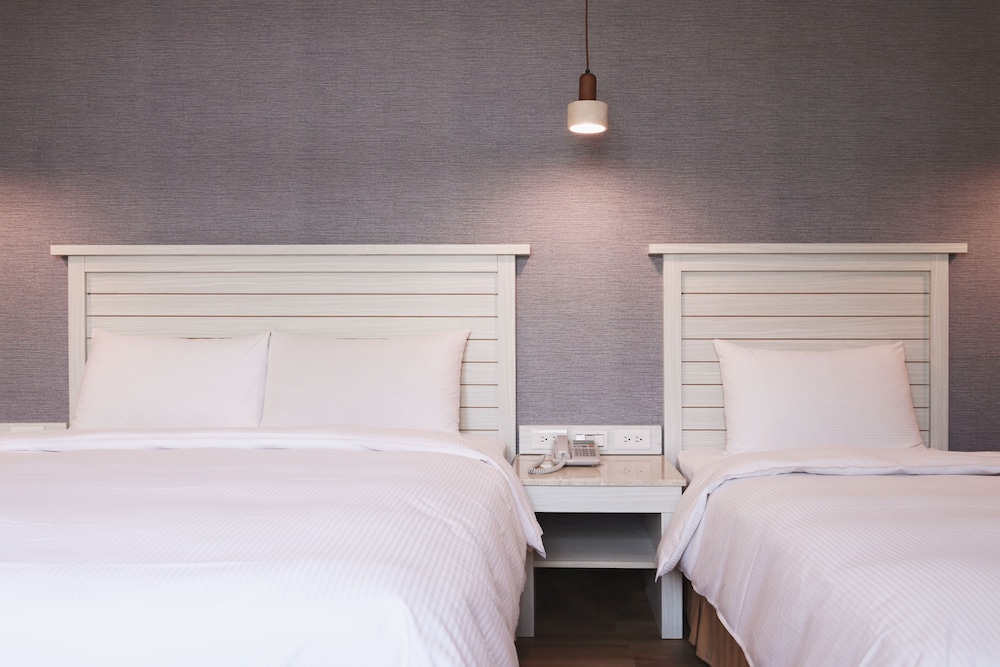 Deluxe Triple Room photo 3