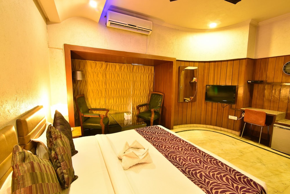 Super Deluxe Room