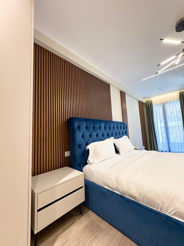Two-Bedroom Deluxe Apartment