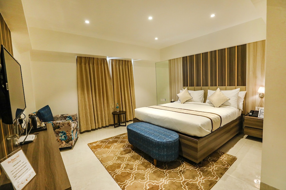 Suite - Photo 5