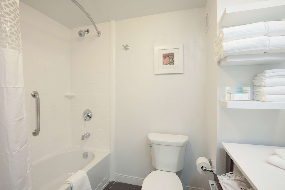 Room, 2 Queen Beds, Non Smoking, Refrigerator & Microwave