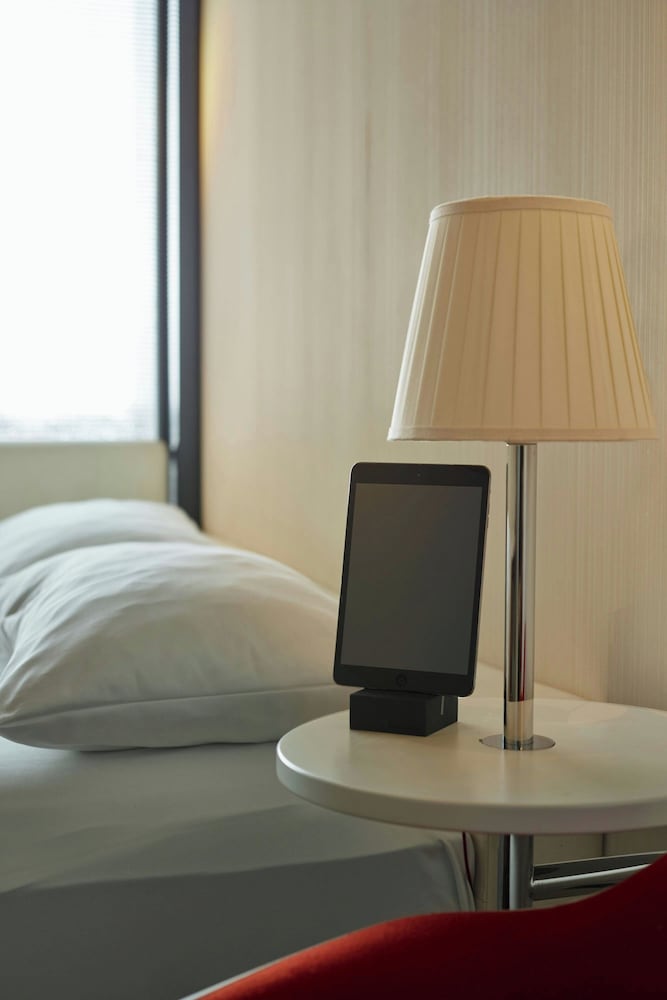Premium Room, 1 King Bed (View)