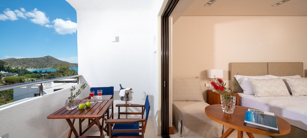 Classic Room, Partial Sea View photo 3
