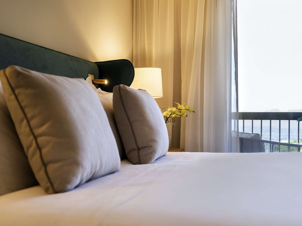 Junior Gold Suite, 1 King Bed, Sea View