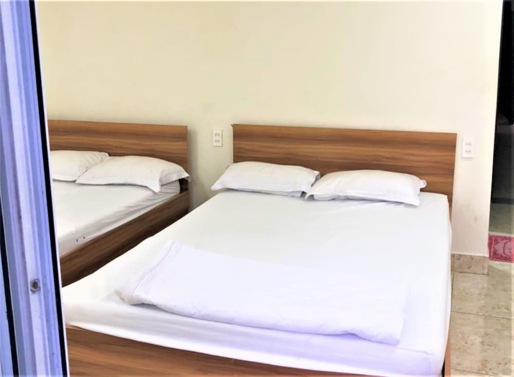 Superior Quadruple Room - Photo 2