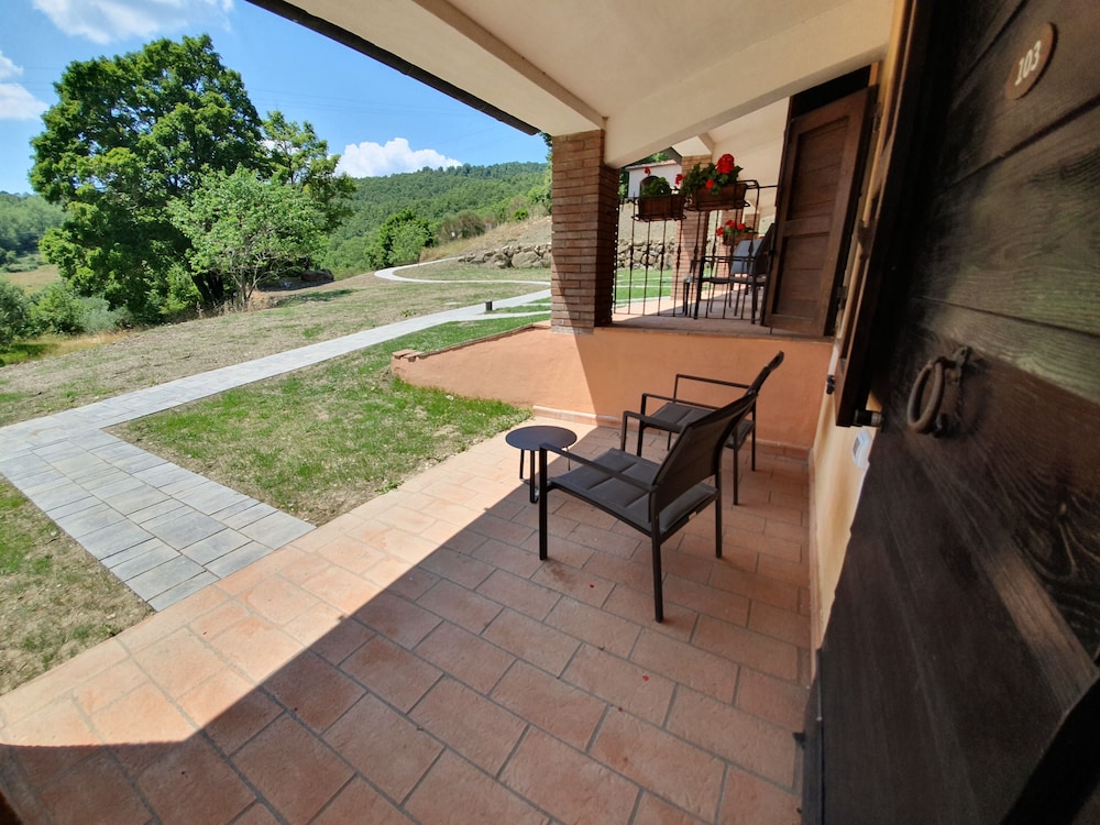 Double Room, Patio - Photo 3