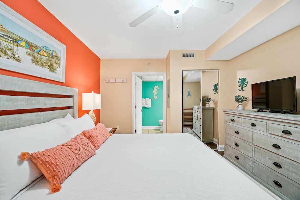 Condo, 1 Bedroom, Beach View (234) photo 3