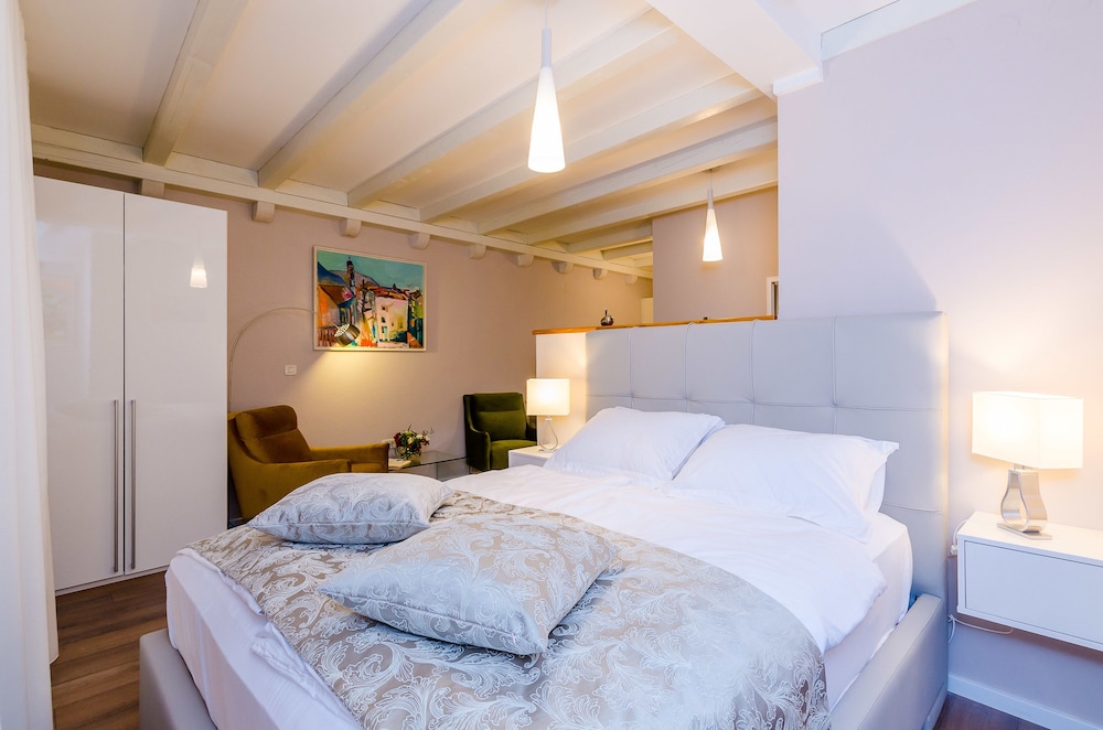 Superior Studio Suite photo 2