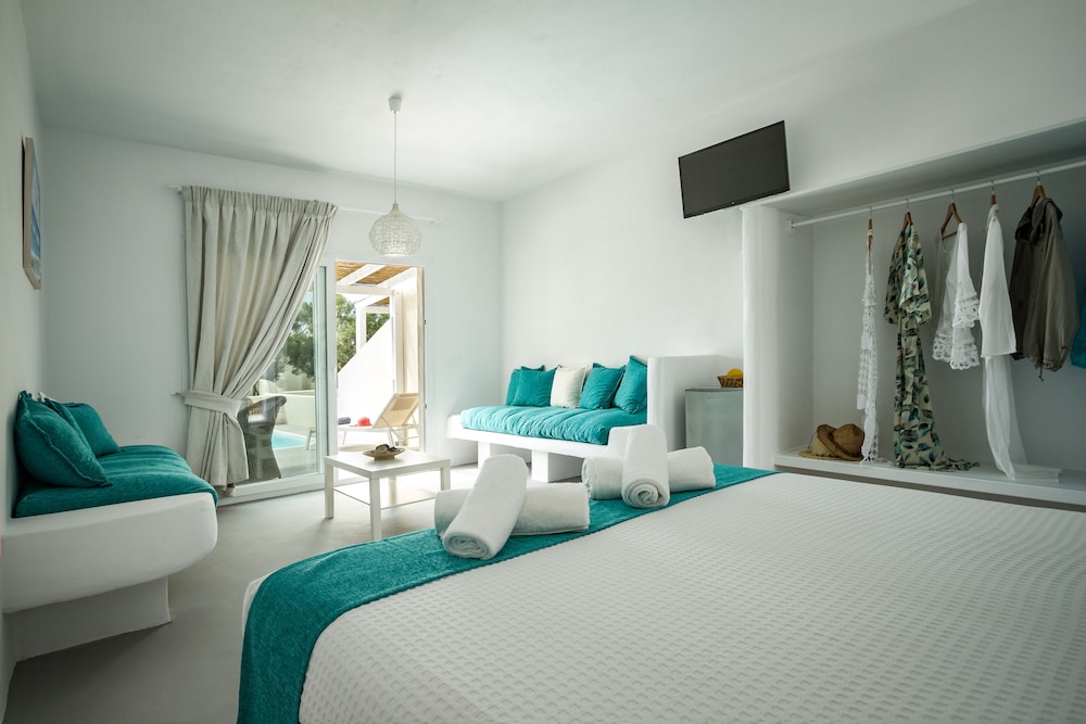 Exclusive Suite, Private Pool photo 2