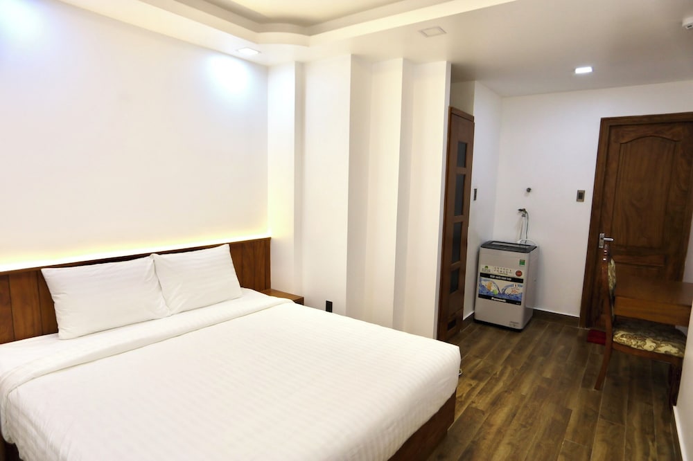 3 Bedroom Executive Apartment - Photo 1