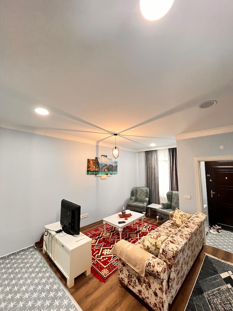 Apartment, Balcony, City View photo 3
