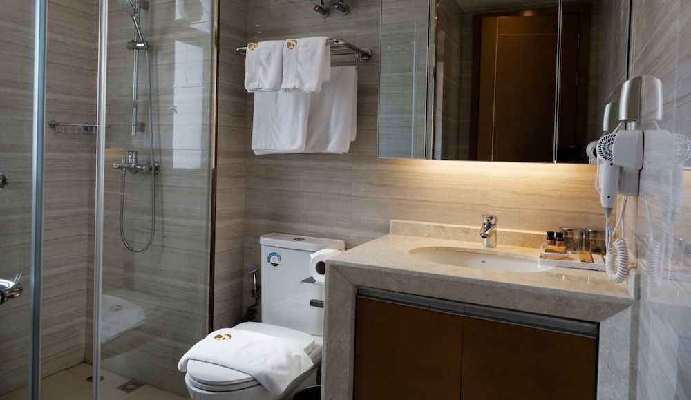Standard Twin Room, Balcony, City View