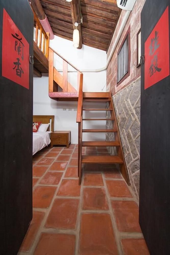 Family Quadruple Room photo 2