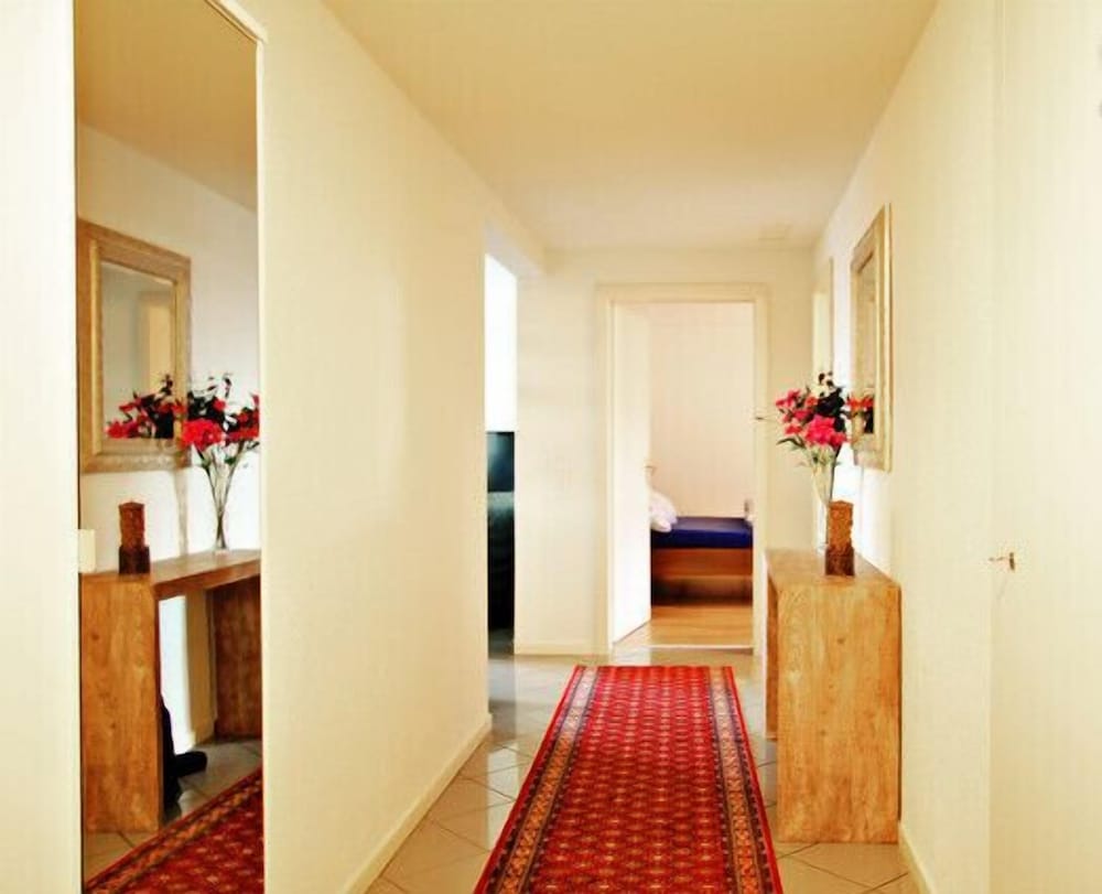 Deluxe Apartment, 4 Bedrooms, City View