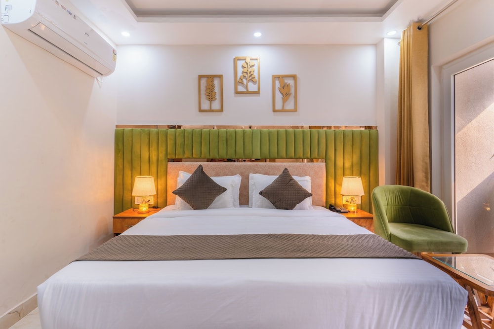 Deluxe Room - Photo 1