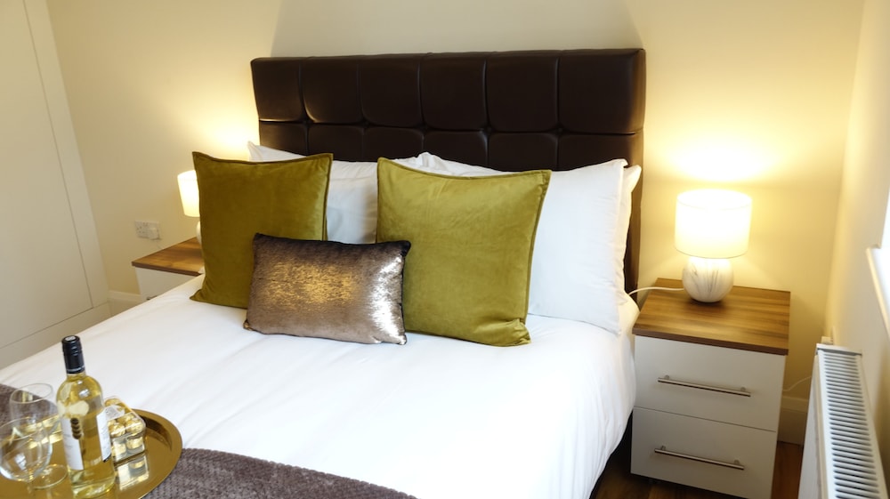 Deluxe Apartment, 2 Bedrooms, Accessible, Garden View photo 3