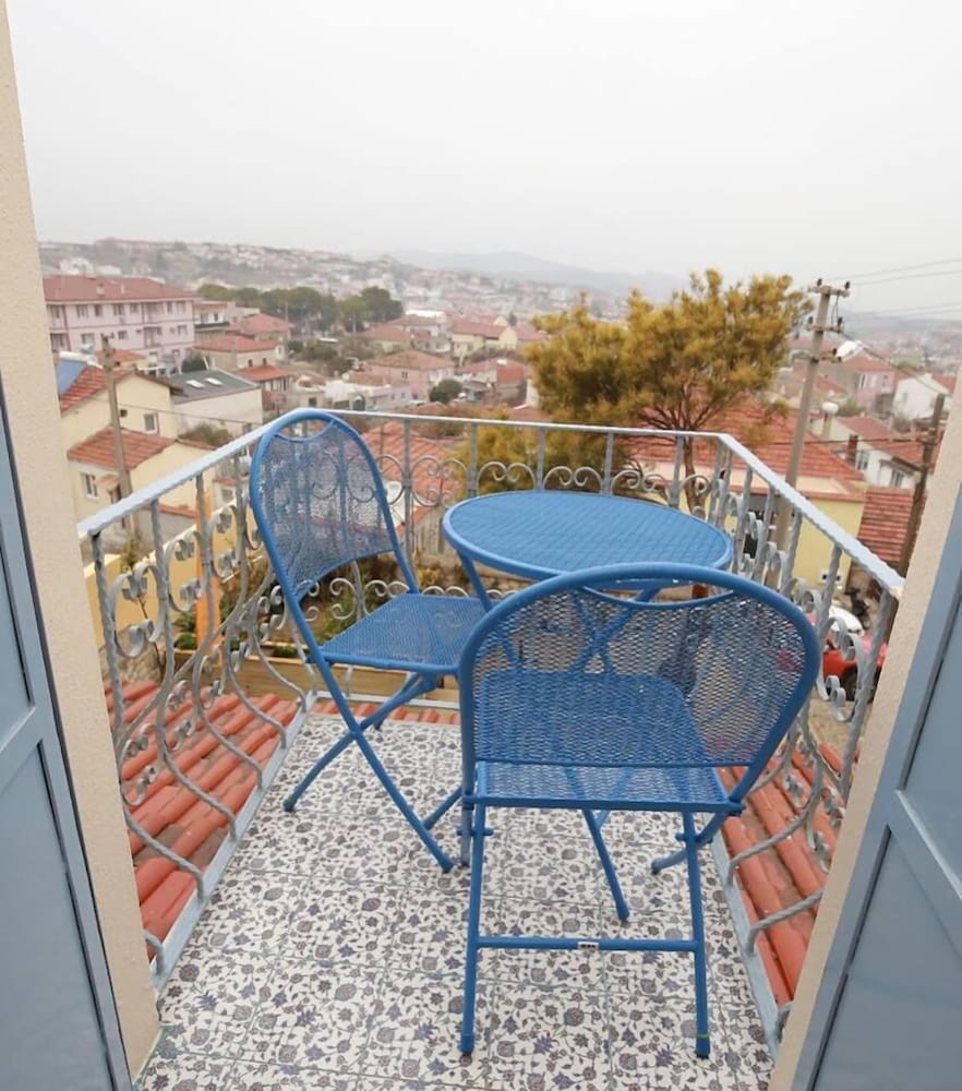 Double Room, Balcony, Sea View photo 2