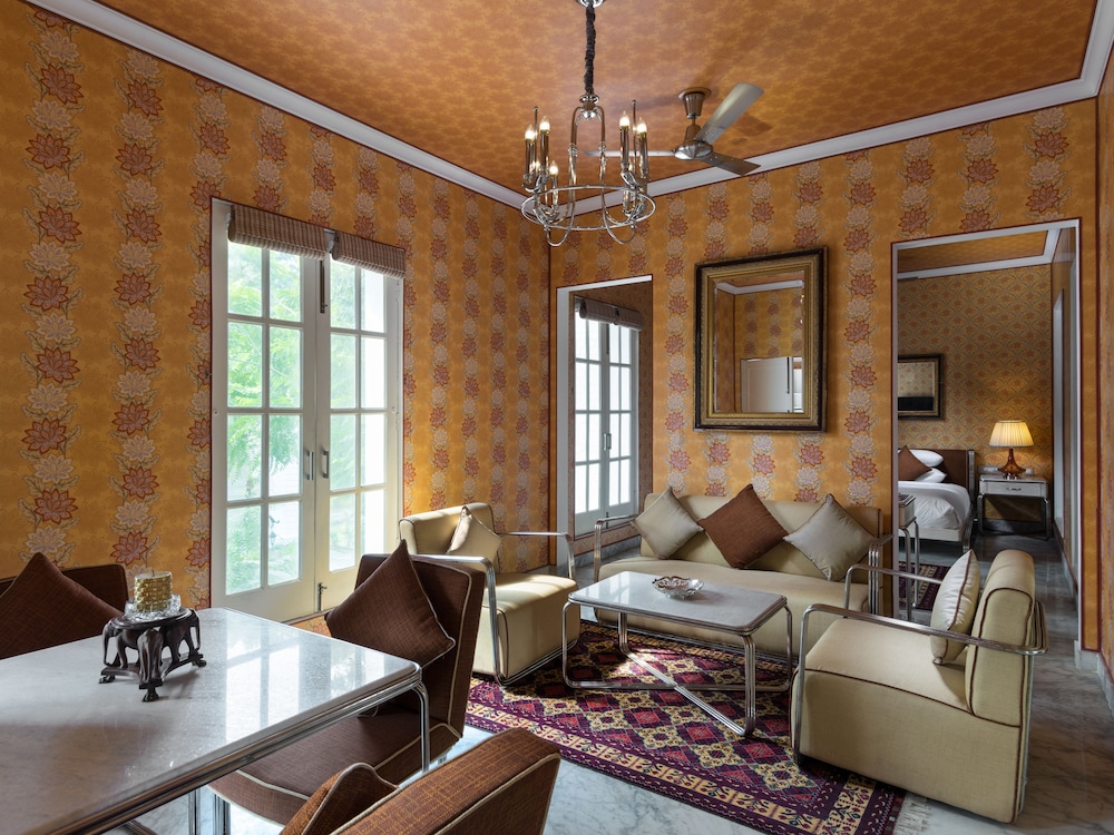 Amber Garden Suite photo 2