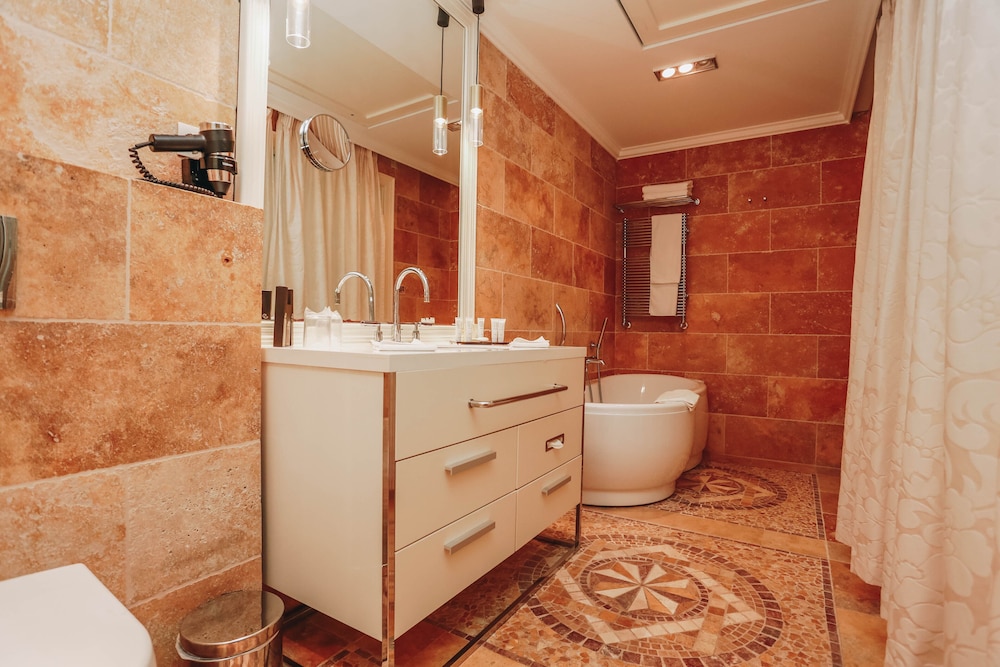 Family Studio Suite - Photo 5