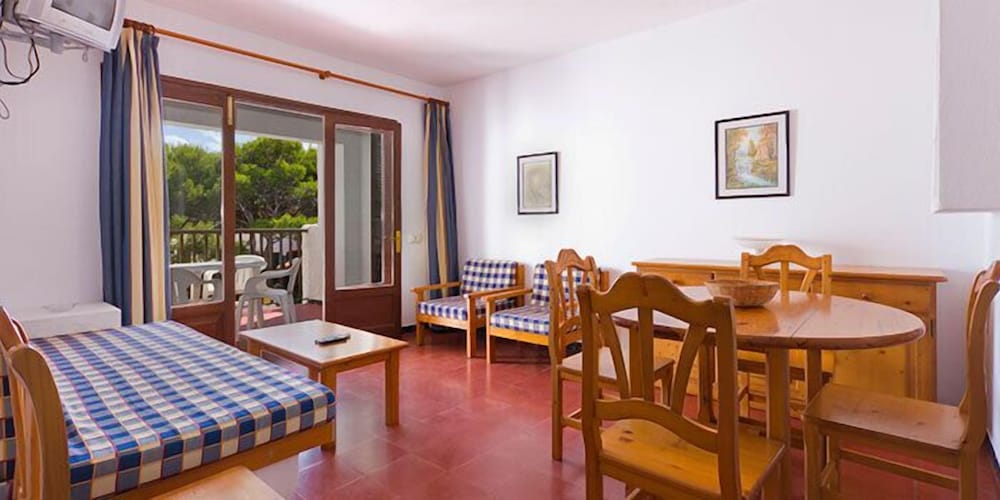 Apartamento, 2 habitaciones, Balcón