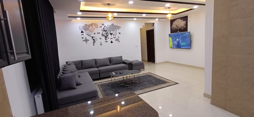 Family Apartment, City View