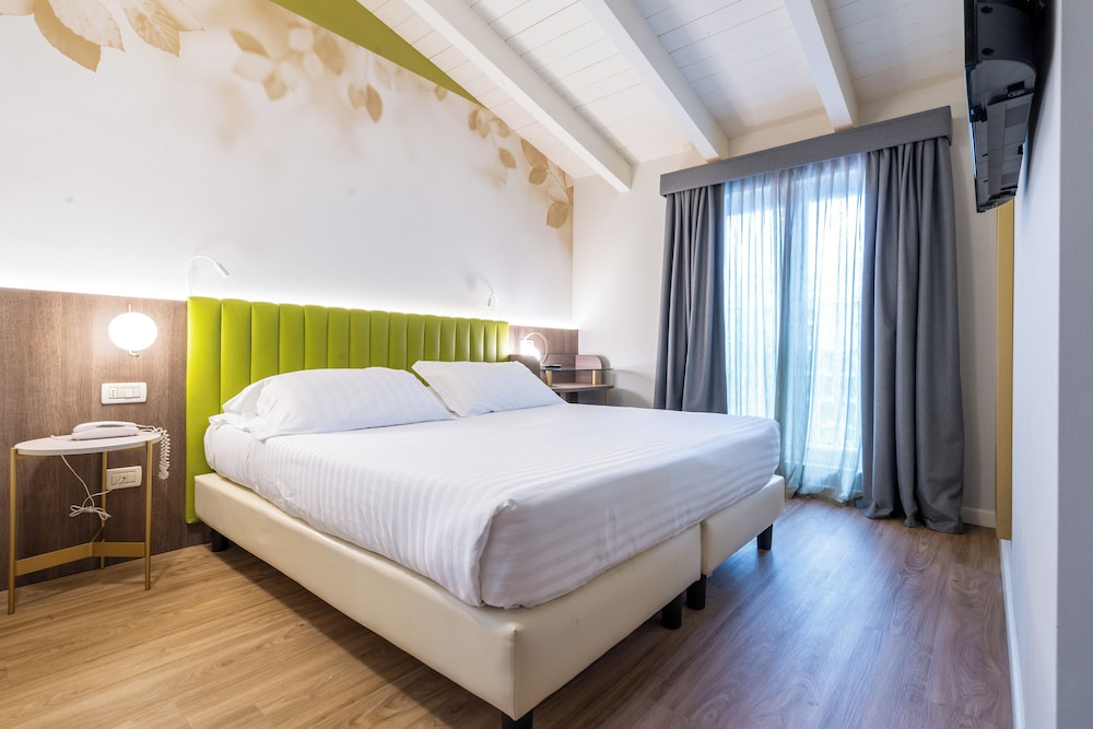 Economy Double Room - Photo 1