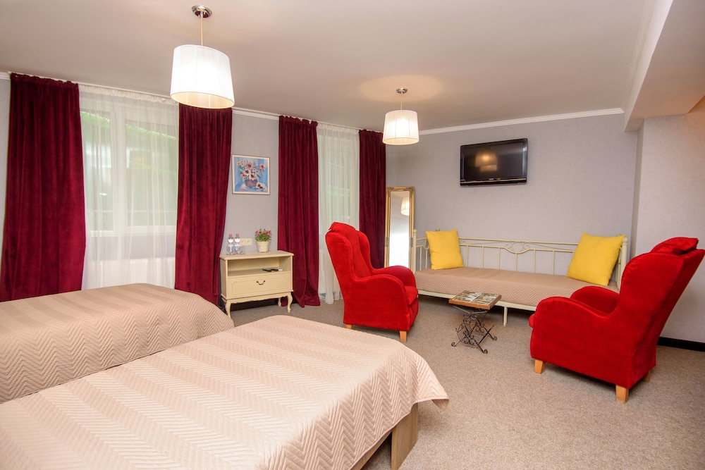 Superior Triple Room photo 1