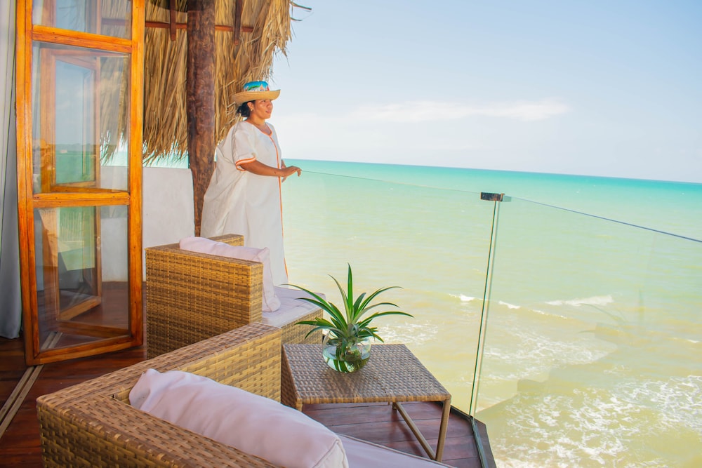 Junior Suite with Sea View - Photo 12