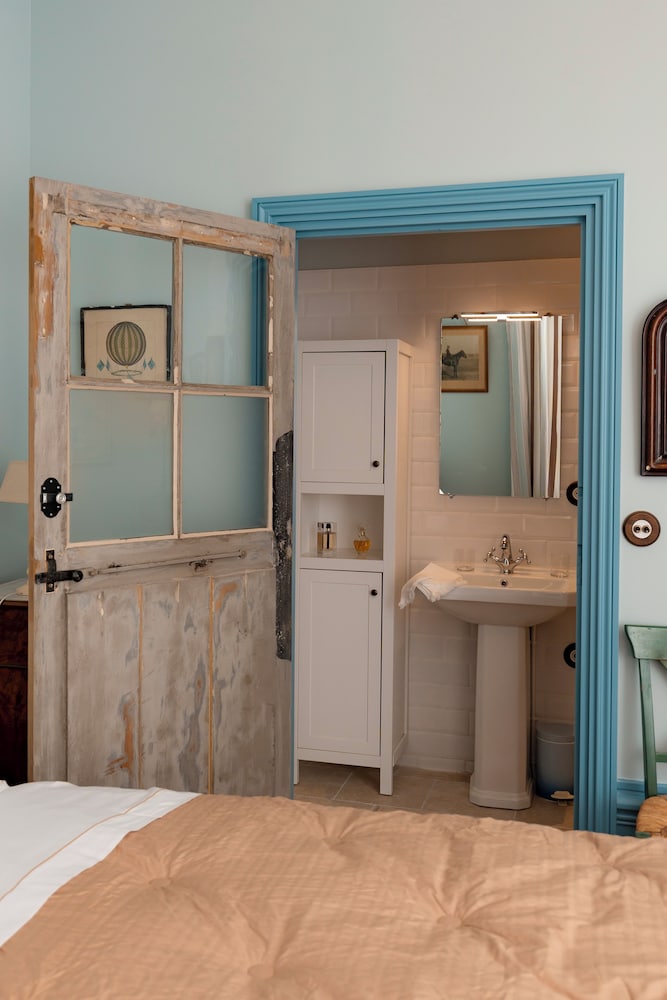 Chambre de Benoît photo 2