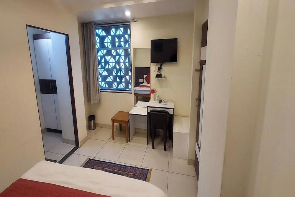 Super Deluxe Room - Photo 4