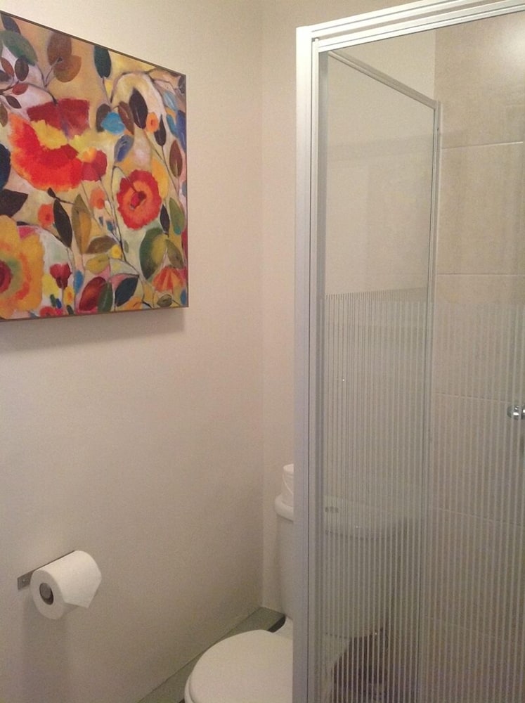 Single Room, Private Bathroom (opposite) photo 3