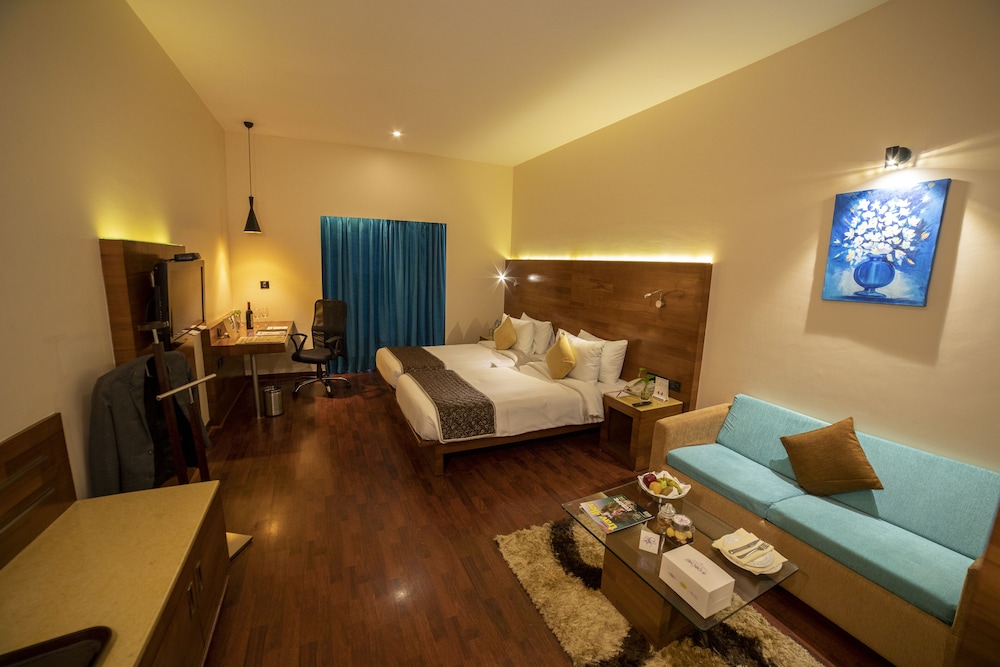 Deluxe Double or Twin Room - Photo 5