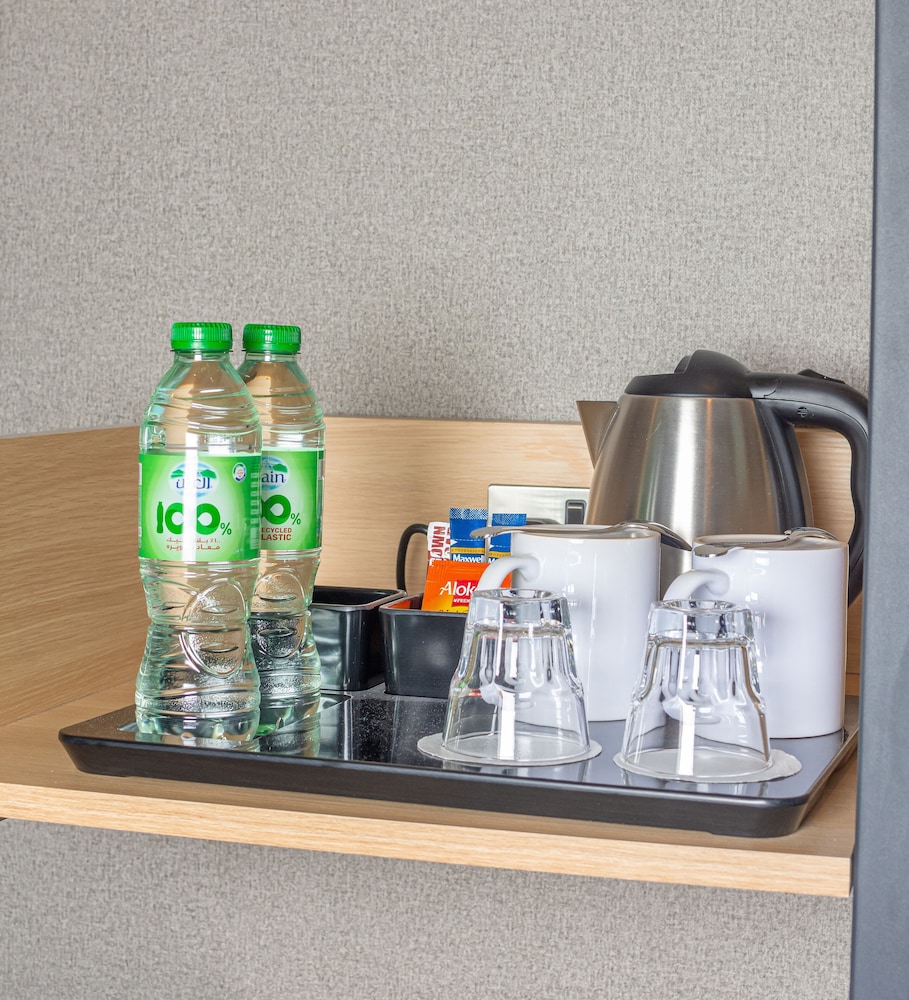Twin Room, 2 Twin Beds, Non Smoking (NewStyle-Free DXB Shuttle 30min T3&T1) photo 3