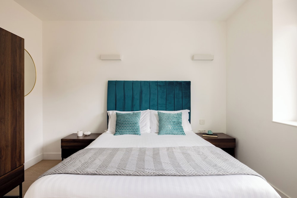 One Bedroom Apartment photo 2