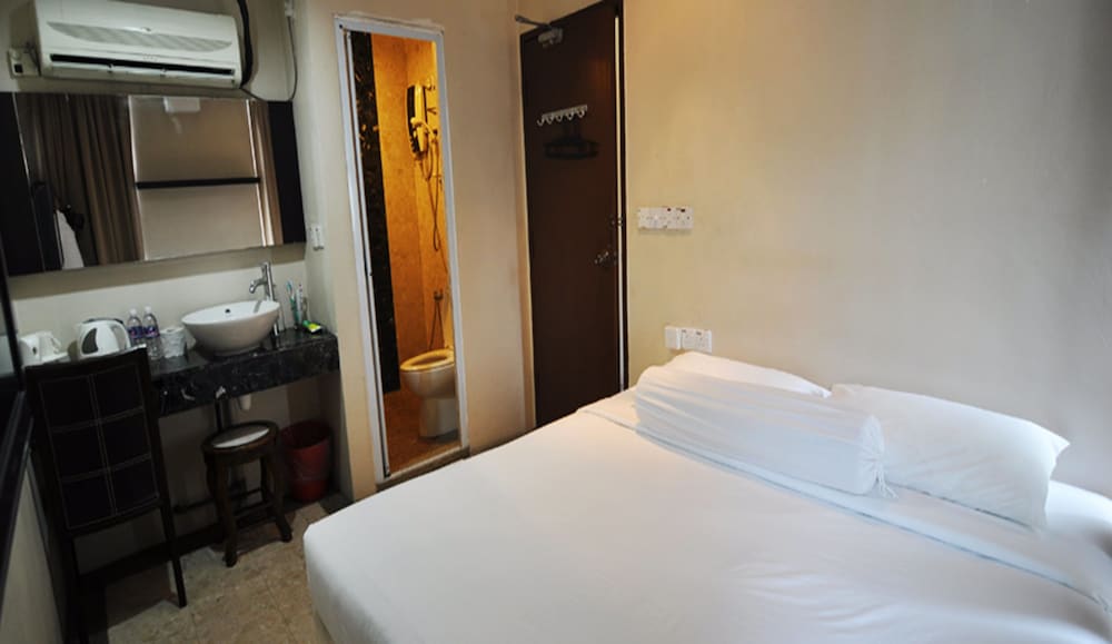 Deluxe Double Room photo 3