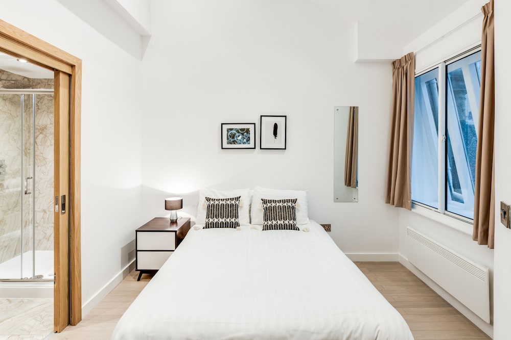 Business Room, 1 Bedroom, City View, Executive Level photo 2