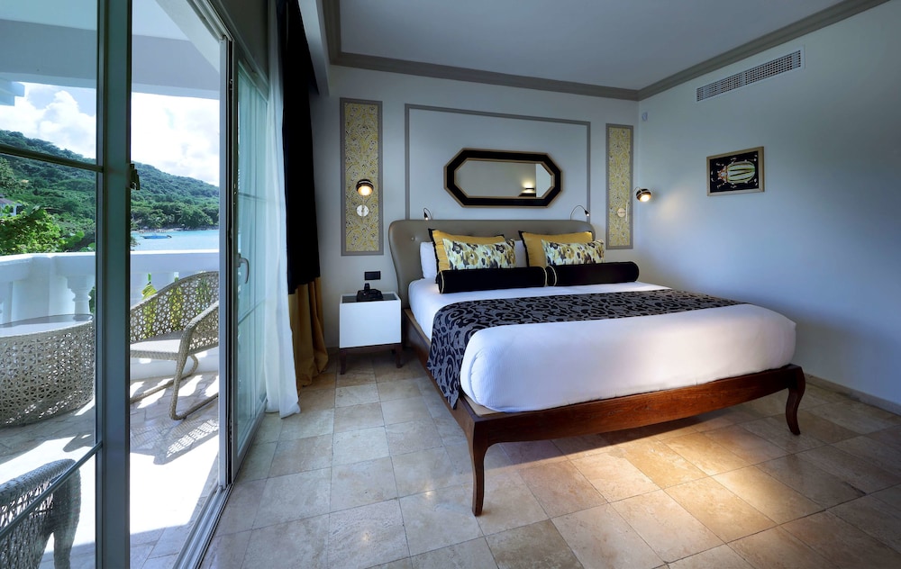 Suite Beachside Panoramic Ocean View
