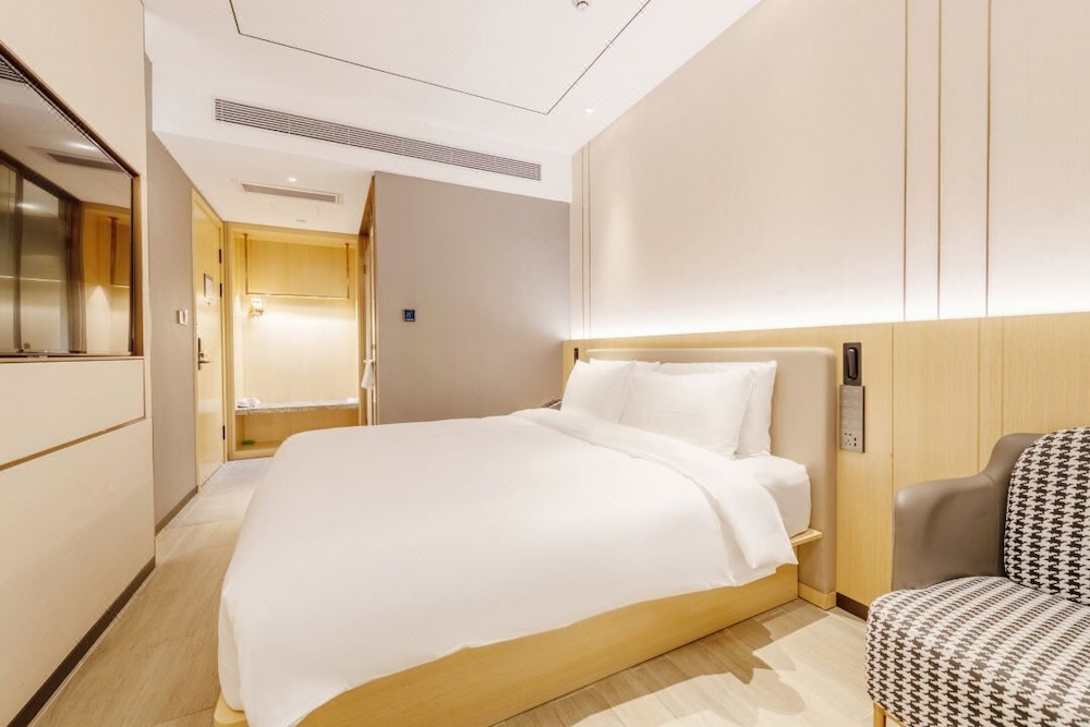 Basic Double Room