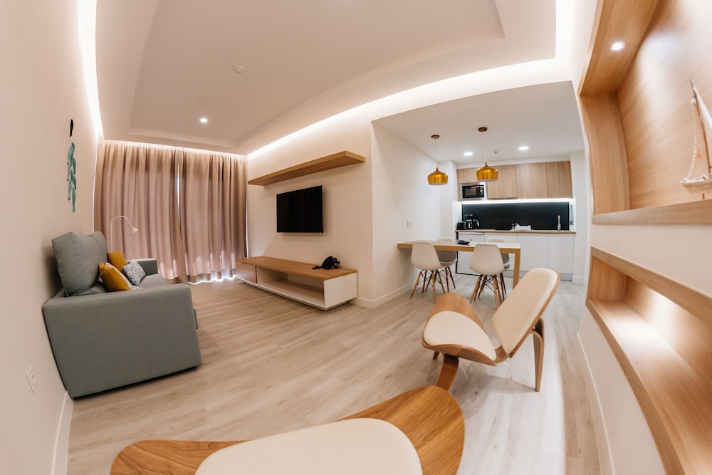 Junior Suite, 1 Bedroom, Sea View photo 3