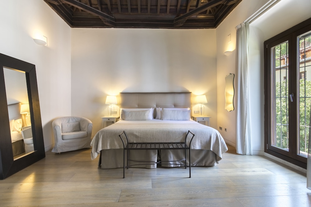 Suite (Alhambra View) - Photo 20