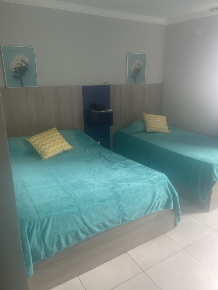 Basic Triple Room
